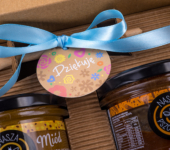 4 miodki w pudełku na Dzień Kobiet