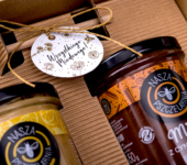 2 duże miody w pudełku na każdą okazję (2 kolory)