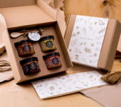 4 miodki w pudełku na każdą okazję (2 kolory)