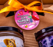 2 miody w pudełku na Dzień Nauczyciela z 1 znakiem zodiaku