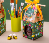 1 miód w kolorowym pudełku na Dzień Nauczyciela