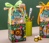 1 miód w kolorowym pudełku na Dzień Nauczyciela z 1 znakiem zodiaku