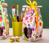 1 miód w kwiatowym pudełku na Dzień Nauczyciela