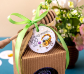 1 duży miód w kartoniku na urodziny ze znakiem zodiaku