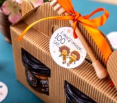 2 miodki w kartoniku na urodziny ze znakiem zodiaku