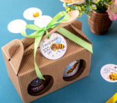 2 miody w kartoniku na urodziny ze znakami zodiaku