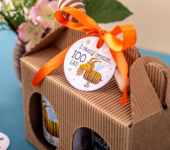 2 miody w kartoniku na urodziny ze znakami zodiaku