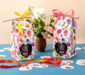 1 miód w kwiatowym pudełku na urodziny ze znakiem zodiaku